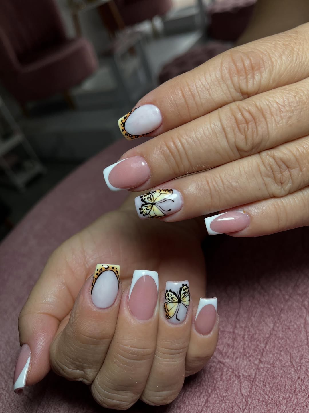 Trabajo de uñas De Manos a Pies